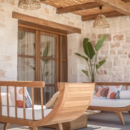White Stone Hesperia - Poolside Escape Close To Laganas Вилла