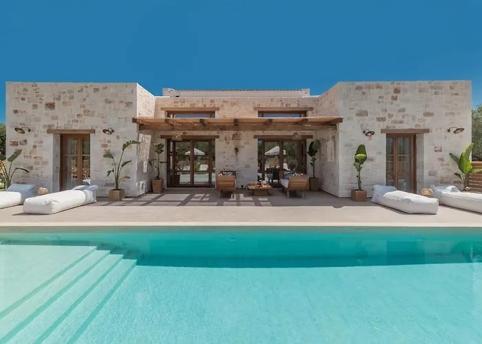 White Stone Hesperia - Poolside Escape Close To Laganas