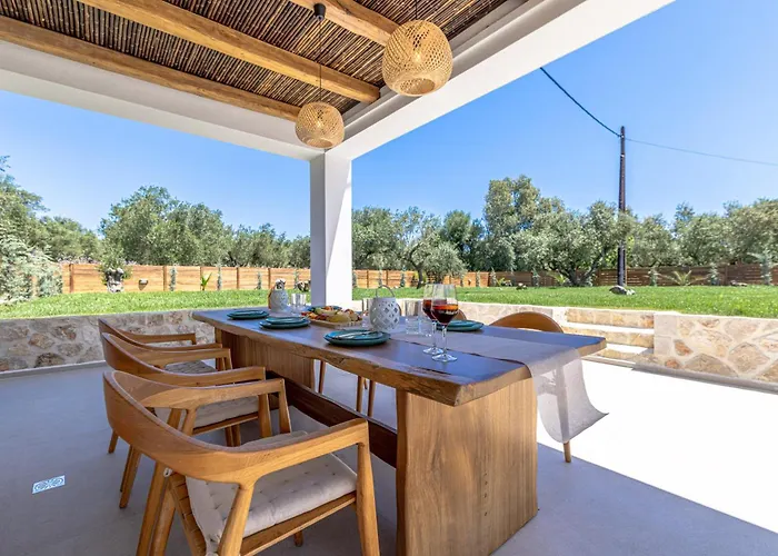 White Stone Hesperia - Poolside Escape Close To Laganas * Lithakia (Zakynthos)
