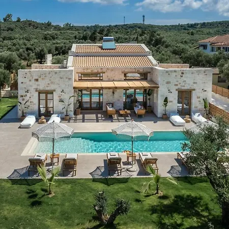 Villa White Stone Hesperia - Poolside Escape Close To Laganas Lithakia (Zakynthos)