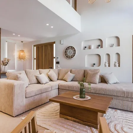 White Stone Hesperia - Poolside Escape Close To Laganas Villa